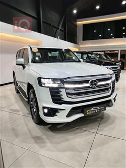 تۆیۆتا لاند کروزەر